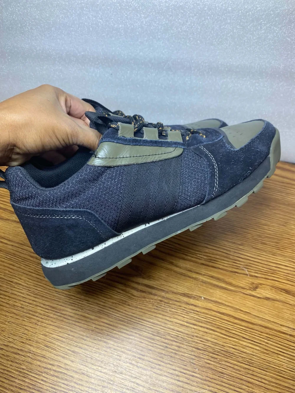 Rag & Bone New York Unisex 41 Men's 8 Women's 10 Olive Green Retro Hikers Shoes